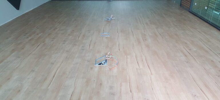 Silivri Yükseltilmiş Döşeme Sistemleri, Silivri Yükseltilmiş Zemin, Silivri Kalsiyum Sülfat Yükseltilmiş Döşeme, Silivri Karo Halı