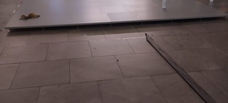 Bitlis Yükseltilmiş Döşeme Sistemleri, Bitlis Yükseltilmiş Zemin, Bitlis Kalsiyum Sülfat Yükseltilmiş Döşeme, Bitlis Karo Halı