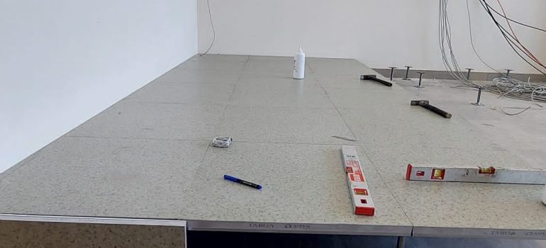 Çekmeköy Yükseltilmiş Döşeme Sistemleri, Çekmeköy Yükseltilmiş Zemin, Çekmeköy Kalsiyum Sülfat Yükseltilmiş Döşeme, Çekmeköy Karo Halı