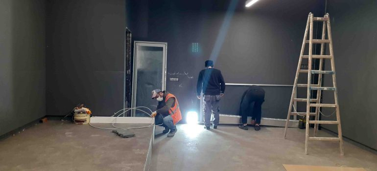 Aksaray Yükseltilmiş Döşeme Sistemleri, Aksaray Yükseltilmiş Zemin, Aksaray Kalsiyum Sülfat Yükseltilmiş Döşeme, Aksaray Karo Halı